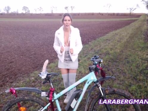 Армян трахнул в жопу в поезде