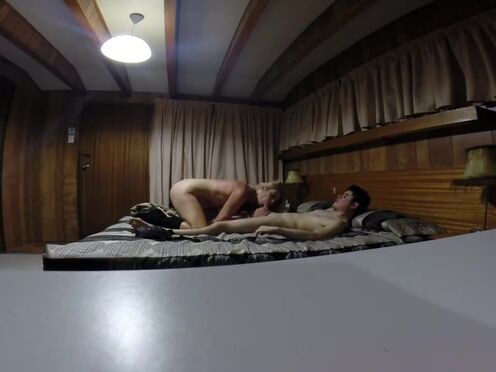 Порно папа проиграл анус сына в карты