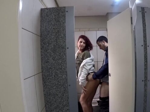 Русское порно сексуальная мама разводит сына