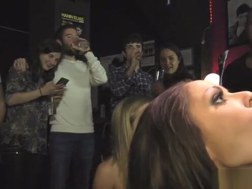 Собака трахает хозяйку дог порно