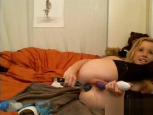 Секс милфа учит молодых анал