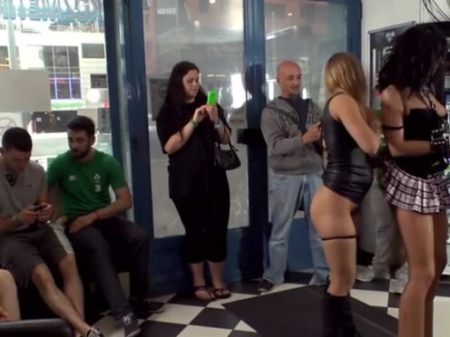 Порно немецкое ретро зрелые домохозяйки двойное проникновения