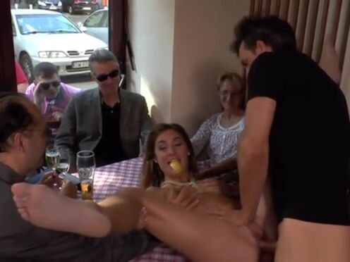 Секс с девушкой в костюме чертика