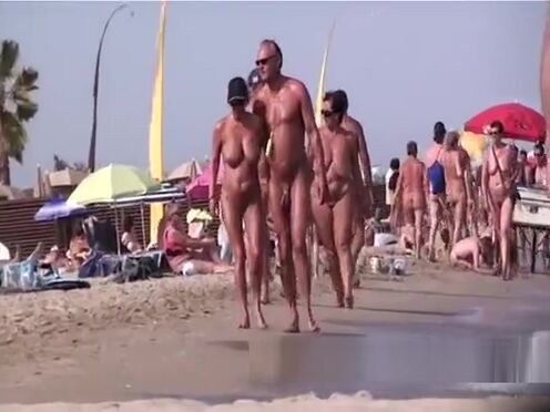 Порно в белых латексных перчатках