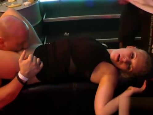 Секс нежний красивий спусканием сперми в киску