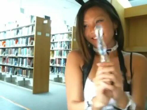 Секс на пляже студенты смотреть онлайн