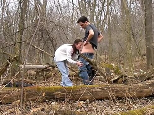 Спящая девушка друга порно