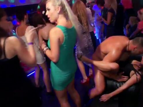 Секс прсутки метро каховка