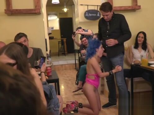 Трахают и минет реально на работе