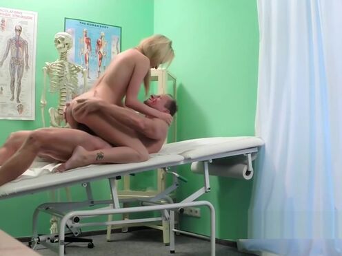 Порно русское ебут много и телка материца