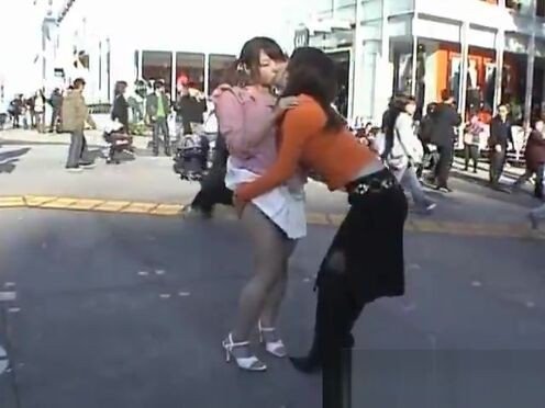 Девушку связали и очень ж?стко трахнули аниме