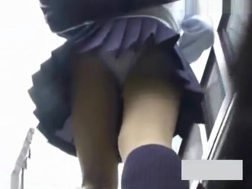 Мать дает двум сыновьям порно