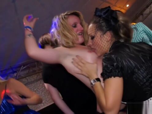 Секс в турецкой гостинице под скрытую камеру