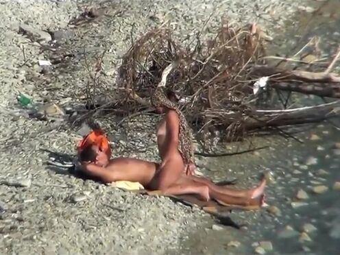 Секс видео озвучка трахает против воли