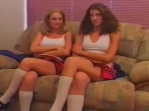 Секс натурални гуруд скачат на тел