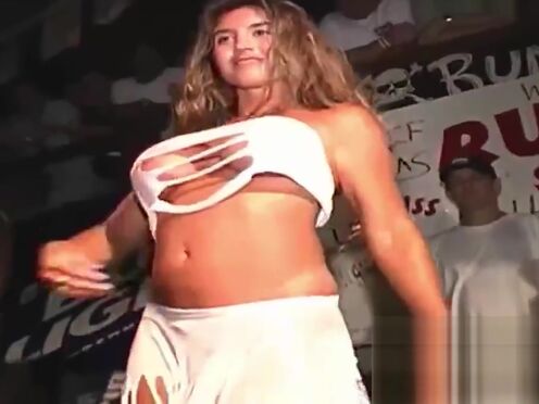 Порно оргазм долбит в глотку до рвоты