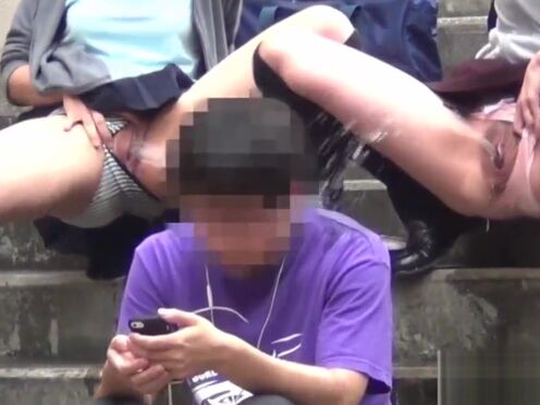 Порно онлайн старики трахают кукол