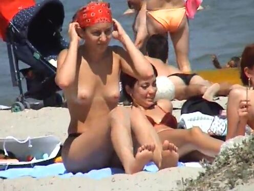 Русское порно лесбиянок со страпоном групповое