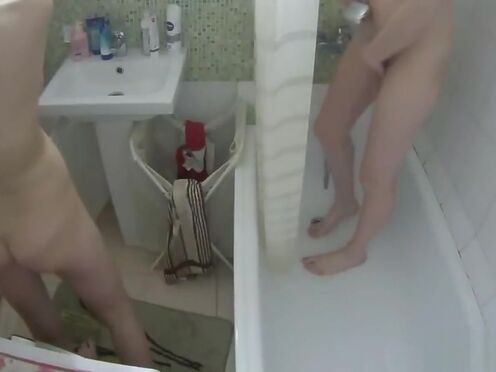 Оральный секс в подсобке