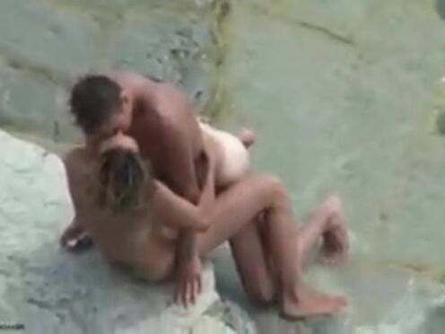 Муж поставил камеру спальне русски секс