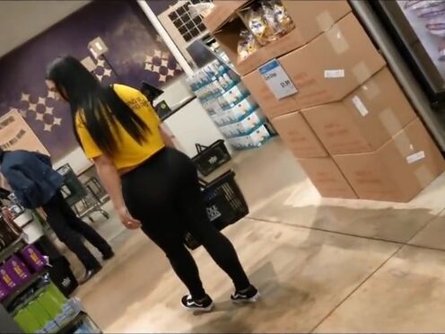 Трется мокрой вагиной смотреть порно