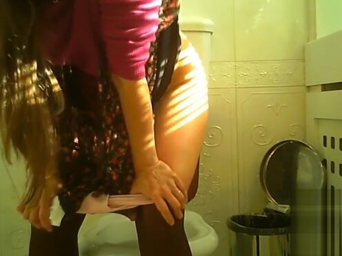 Секс нежно пальчиками по писе лежа