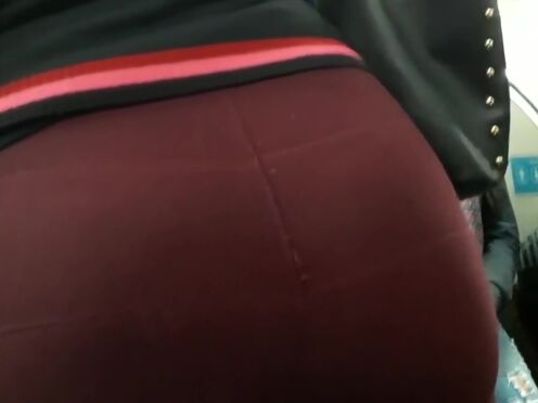 Старый врач уговаривает девственницу на секс