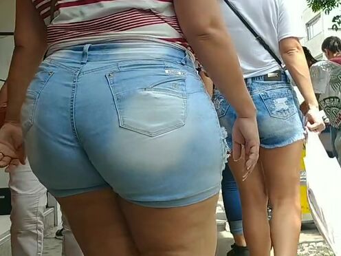 Порно мамку по очереди выебали в очко