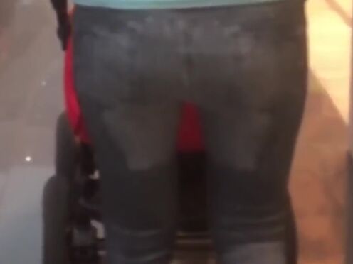 Мужик трахает парня в сауне порно