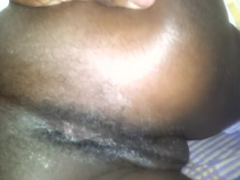 Отец занимается сексом с дочкой ванной