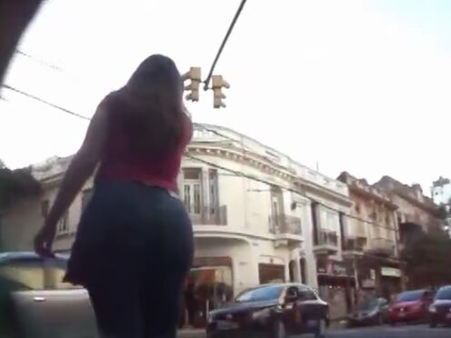 Порно крепко спящую бабу насилуют в анал