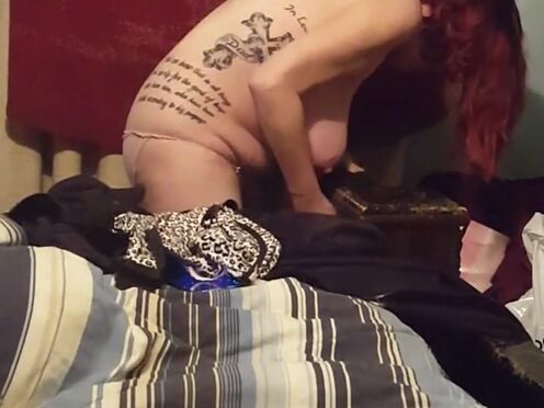 Скачать порно видео милфы дилдо