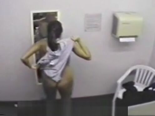 Секс с молоденькой пышкой с мохнатой писькой