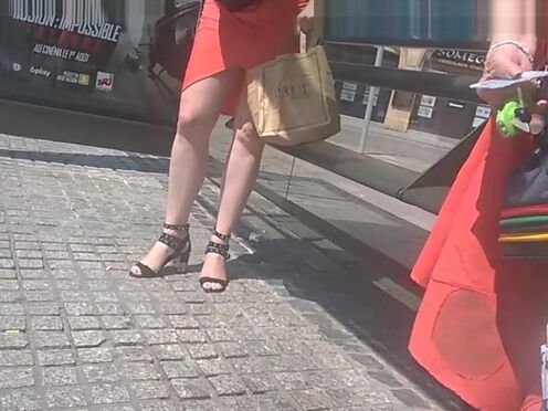 Шикарная сучка хочет трахаться