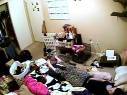 Накаченный парень трахает азиатку