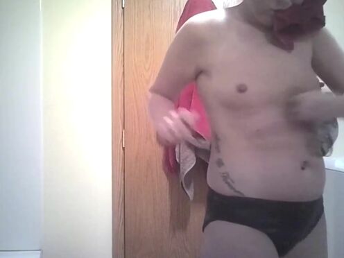 Порно папа продал школьную дочь