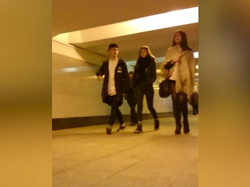 Видео секс насилия домашнее снятое на телефон