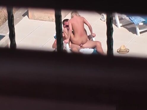 Ютуб секс мужчина со свиньями