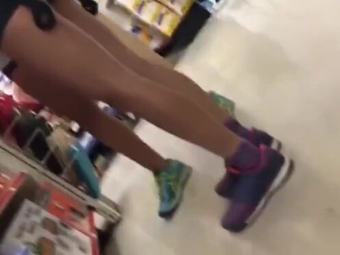 Уговорил мамку на минет порно