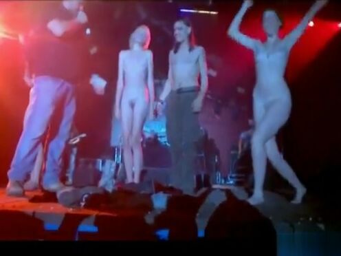 Секс мачеха постоянно сосет сыну