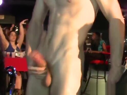 Жесткий секс сосание груди жестко