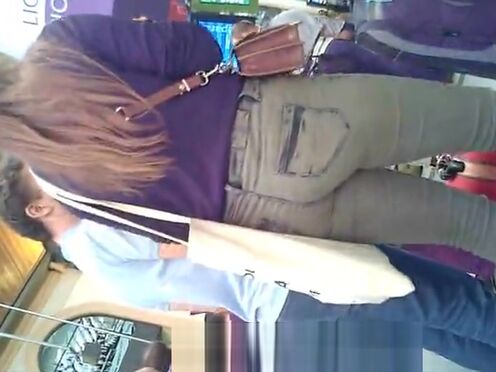 Секс порно с молодой красивой пышкой