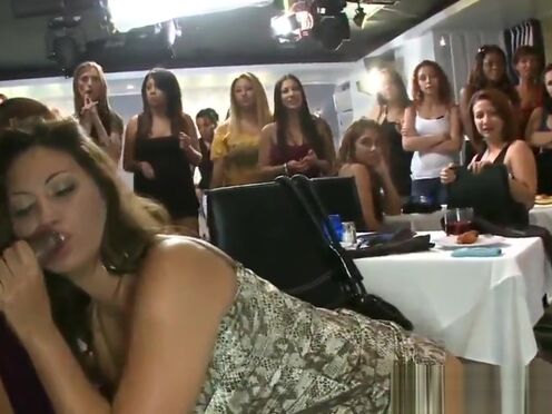 Порно сосание сисек смотреть бесплатно