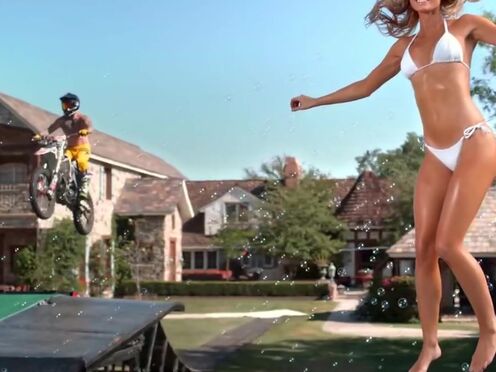 Отоварил тещу и ее подруг порно