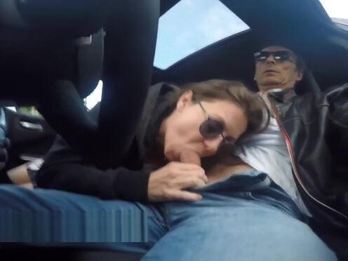 Оральный секс во время месячных приворотом считается