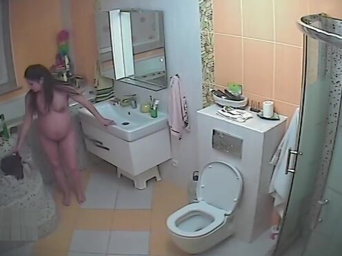 Теща трахается с зятем тесть ебет невесту