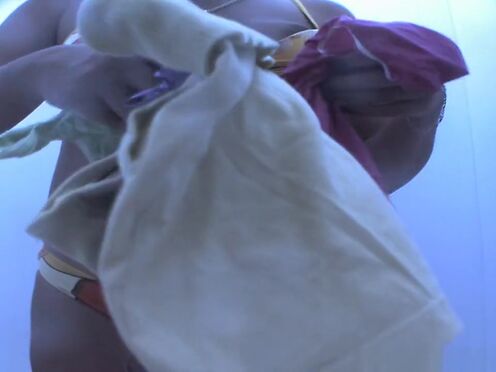 Скачать порно мастурбация ануса подручными предметами