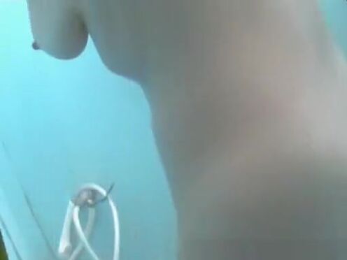 Секс трахнул маму друга пока тот играл