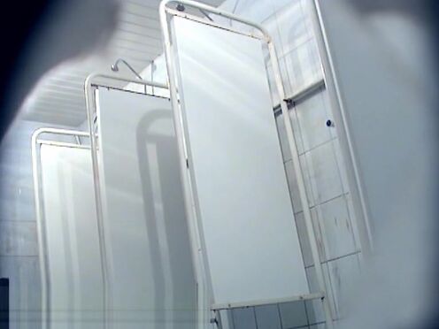 Девочка пукает мальчику на лицо секс