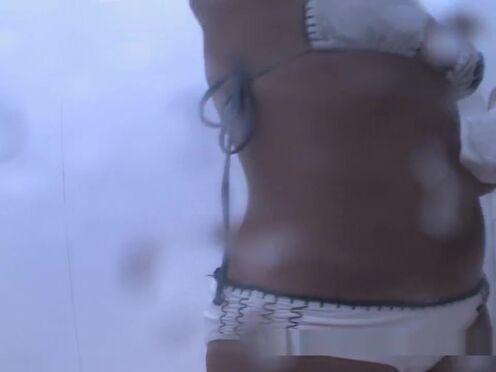 Девушка голые секс парни дивани видео